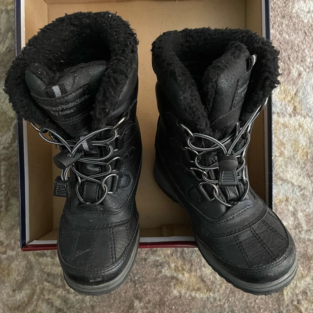 Girls Totes Snow Boots